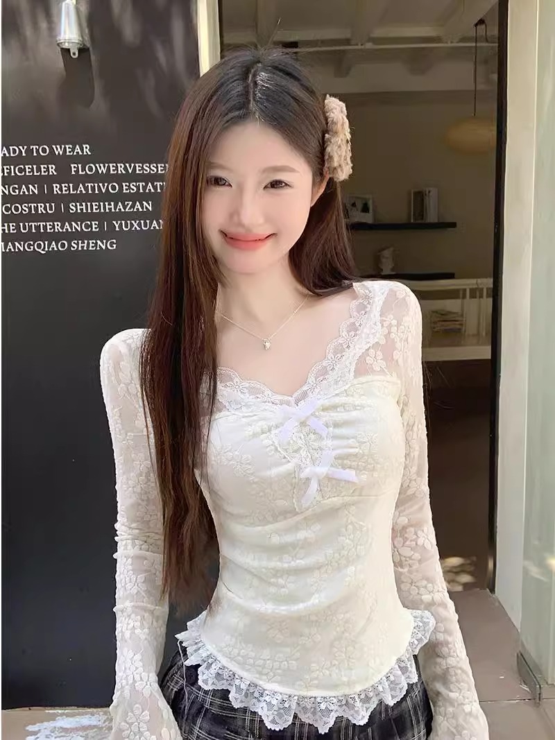 Pure Desire Lace Trim V-Neck T - đánh giá và giá Resin Vat