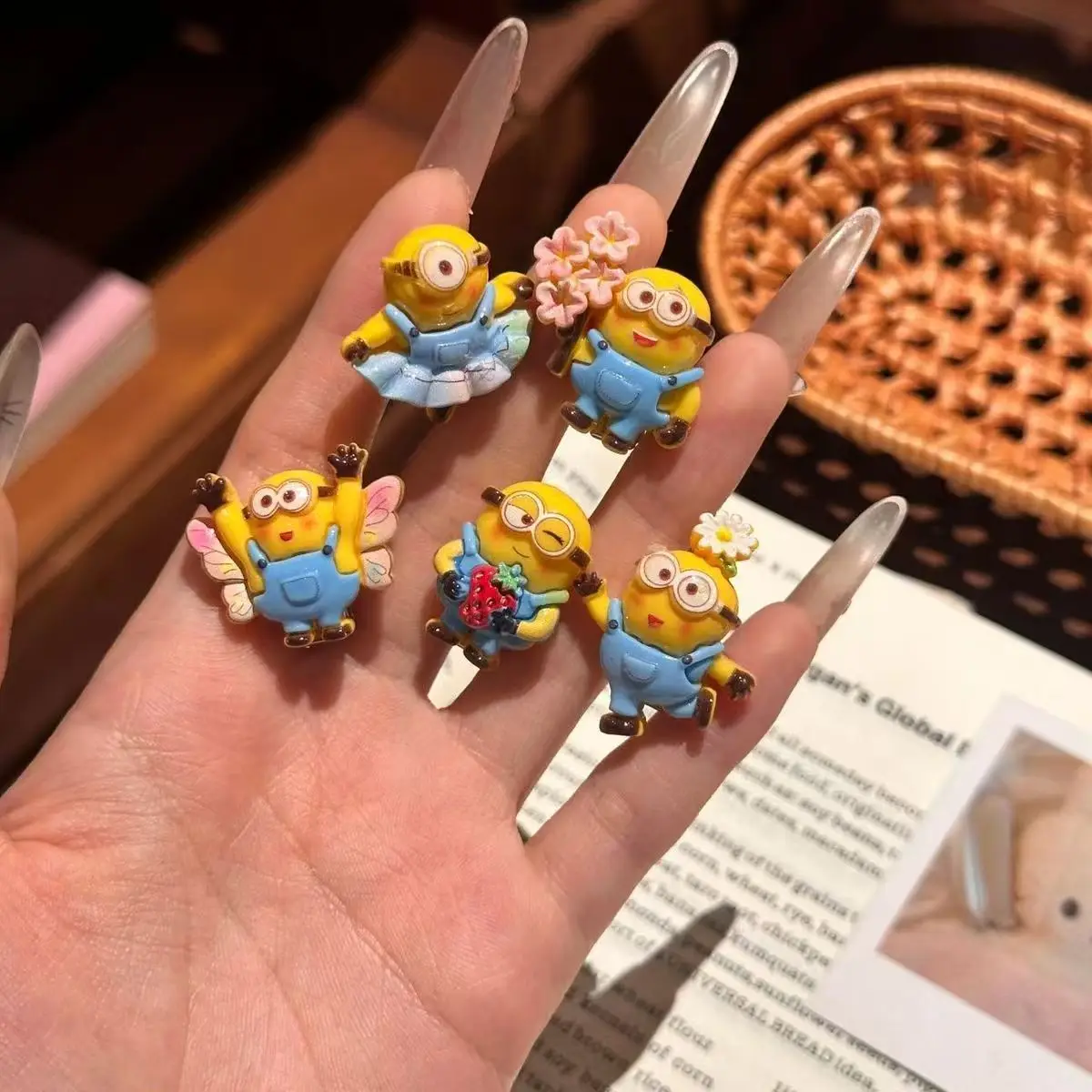 5pcs/10pcs Cute Resin Minions  - đánh giá và giá Resin Vat